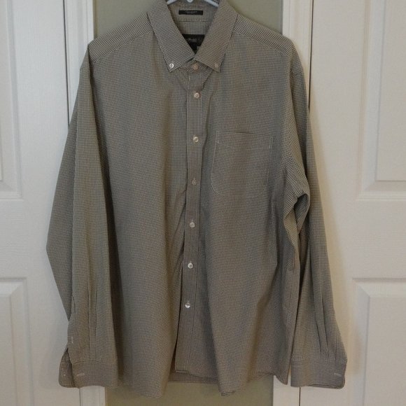 EDDIE BAUER  LONG SLEEVE BUTTON  GREEN PLAID XXL - Picture 1 of 7